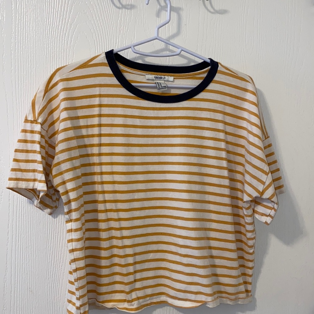 Women’s cropped T-shirt